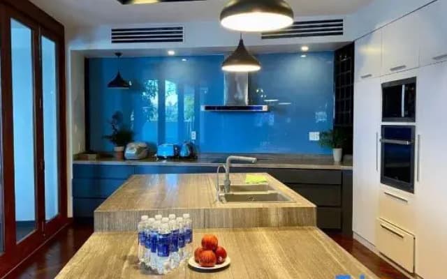 Luxury Villa  5 bedroom & private pool ( near My Khe Beach)