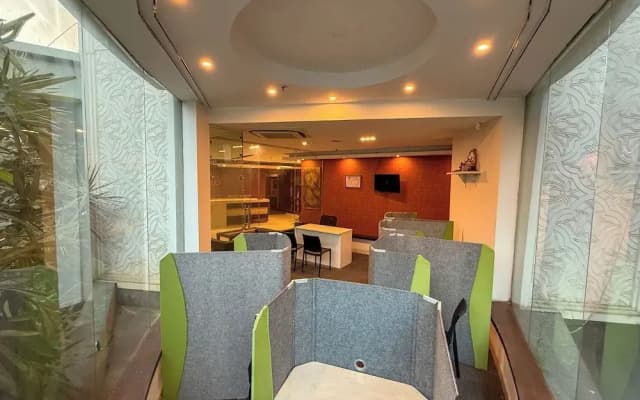 C Suites 1216 VJ Grand Central