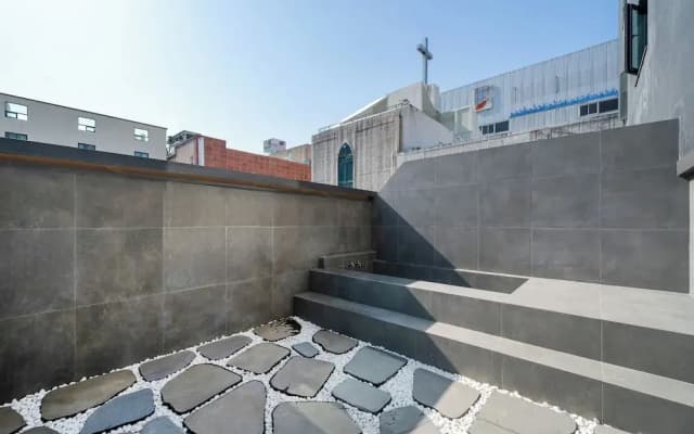 Cheomdan Hotel