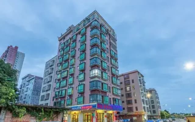 Beihai Haijiu Convenient Homestay (Nanzhu Bus Station)