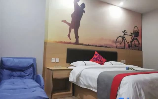 Junyi Chain Hotel (Tianmen baoan palza Store)