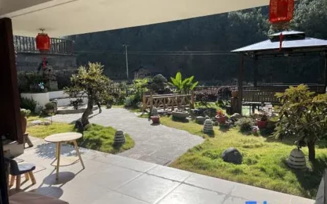 Lili Residence