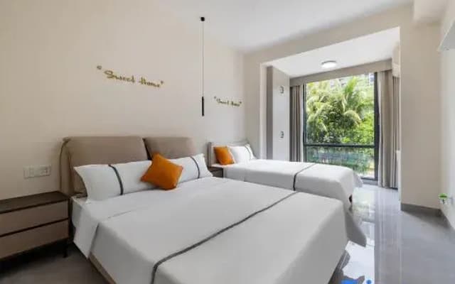 Island Guanlan Lake Homestay