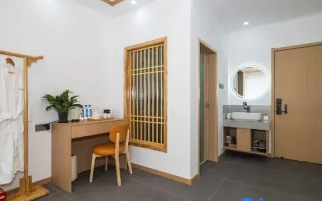 Mount Wutai Mingyue Shengting B&B