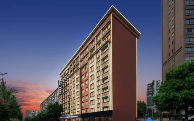 Duolan Xiangyun Hotel (Yongzhou Lengshuitan Branch)
