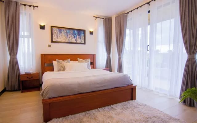 Lux Suites Impala House Naivasha