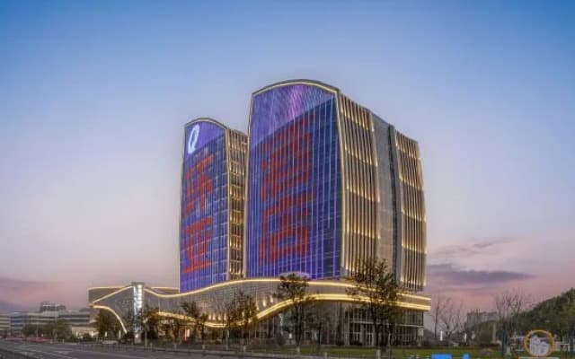 Q International Hotel, Huanya, quzhou