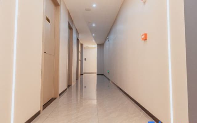 Hetai Hotel (Tongling Changjiang Middle Road People's Hospital)
