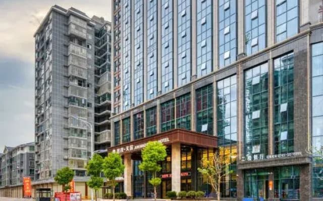 Junmao Tianyi Hotel