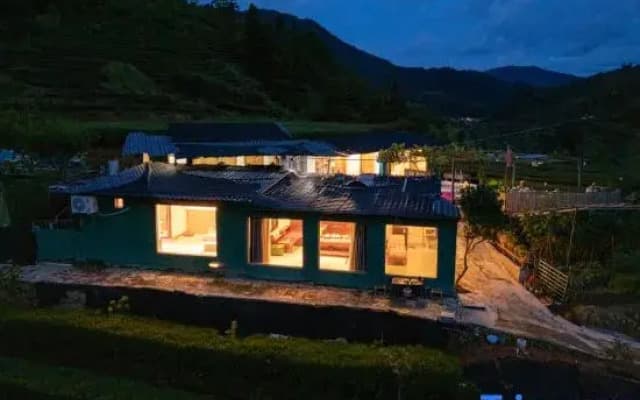 Yunshuiyao Tianjing · Wild Luxury · 1949 Homestay