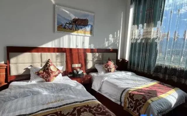 Litang Yunyou Stylish Homestay