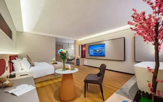 Starry Cloud Hotel
