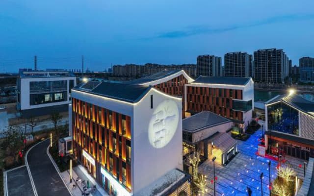 Crystal Vue Hotel