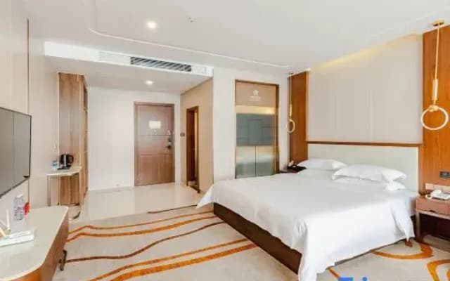 Yunpu International Hotel (Foshan Lecong Furniture World)