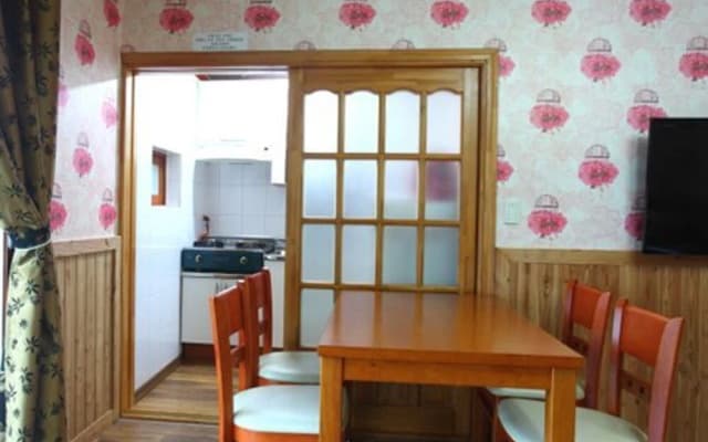 Muju Imperial Family Pensiion