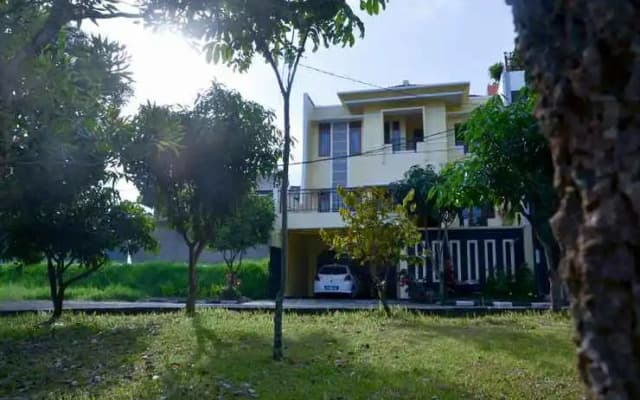 Rumah Kuning Bandung