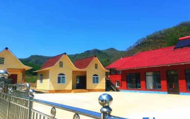 Lake side fish restaurant