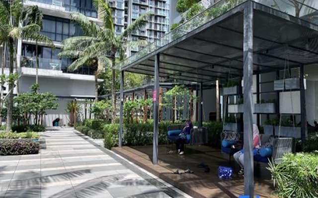 Grand Medini -- Legoland & WIFI & Studio 1B 2pax by Cowidea