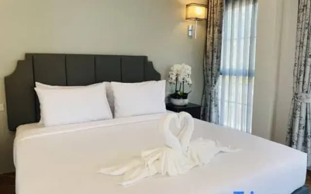 Nattapong grand hotel