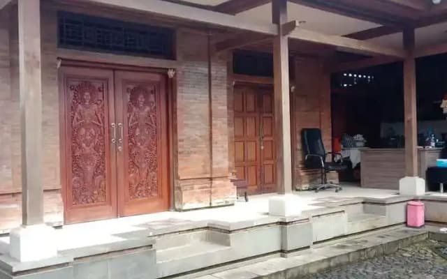 Villa Adhi Rajasa