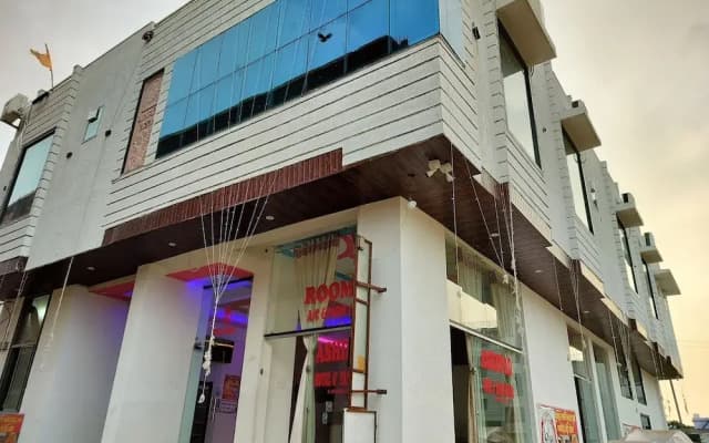 Ashirwad Hotel