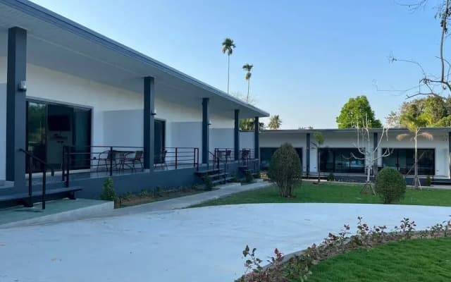 Hillside Premium Hotel