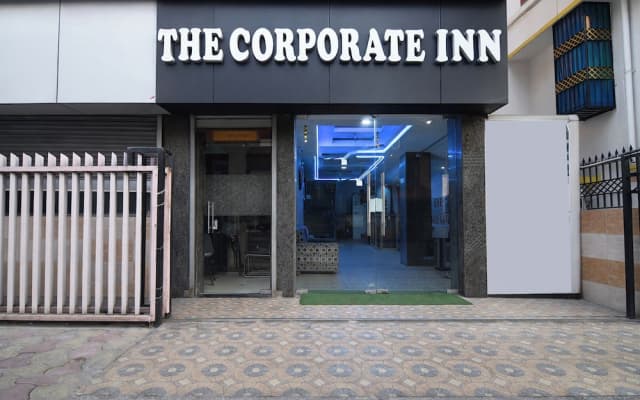 Fabhotel The Corporate Inn I