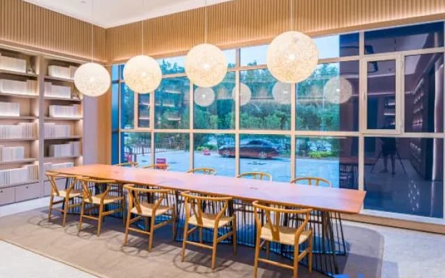 JI Hotel (Jinzhong Lingshi East Station)