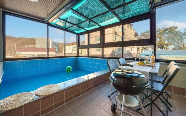 Gyeongju Gampo Laviangrose Pool Villa