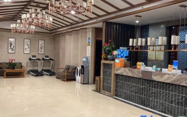 Xingyi Qiaofu Hotel