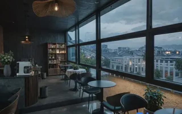 Chenxing Xiaoyuan Light Luxury Homestay (Dali Ancient City Branch)