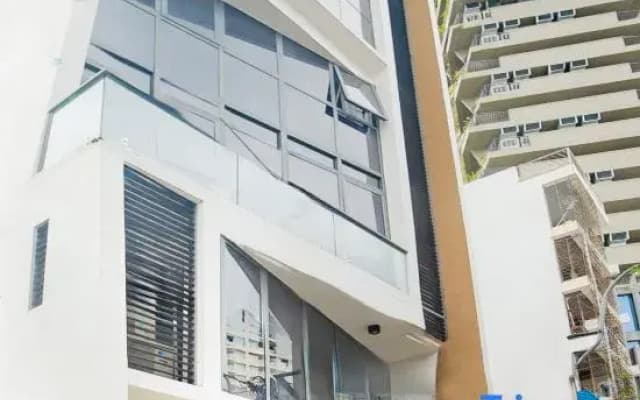 Dolphin Hotel Nha Trang