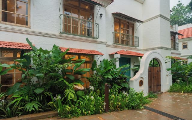 ELIVAAS Amayah Rasa 4 BHK Villa