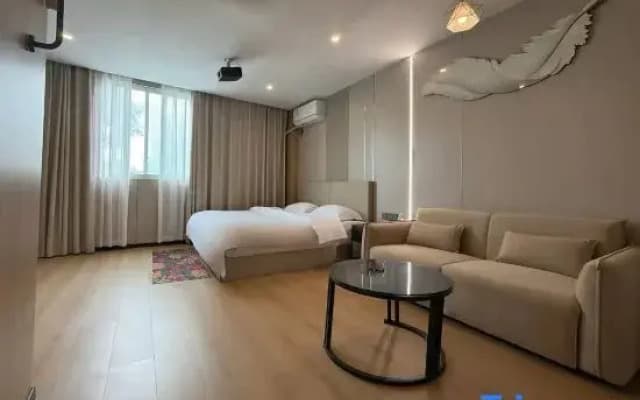 Tongyuan Hotel