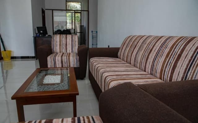 Randon Resort Mirissa