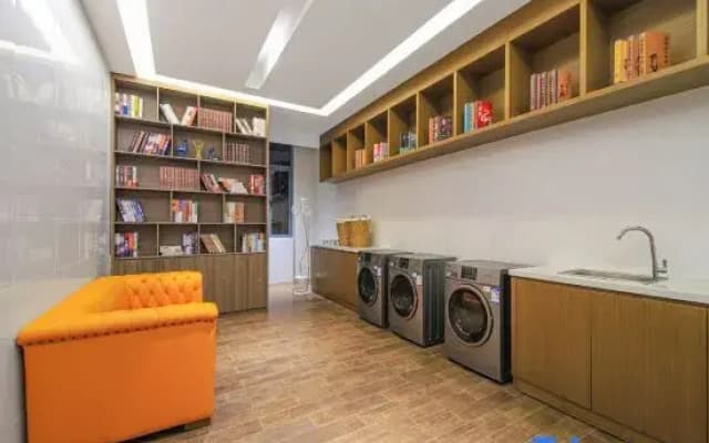 Vienna International Hotel (Lugu High-tech Zone Jiashanhu Park)