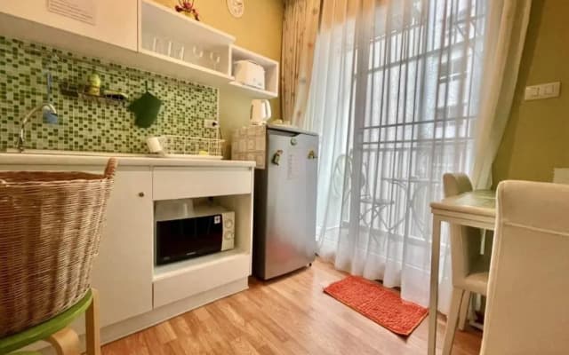 The trust huahin resort condo greeny room