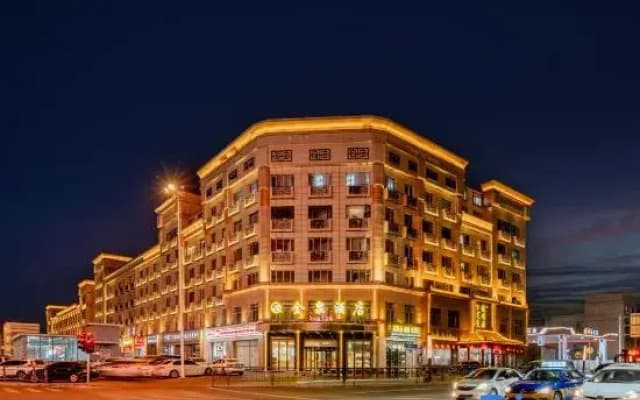 Golden Spring Select Hotel (Hohhot Xilongwangmiao Subway Station)