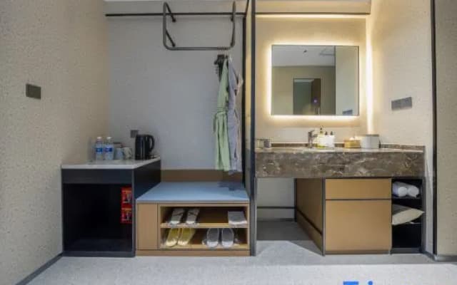 Yishang Hotel (Yuxi Hongta Wanda Plaza Xiaomiao Street)