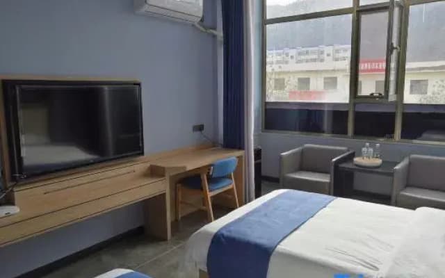 Shilou Qike Zhixiang Hotel