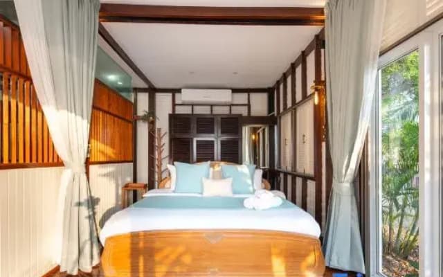 Sleeps 4 | Beachfront Colonial Villa in Hua Hin | Pool | BBQ