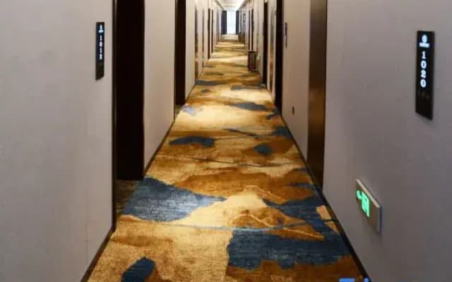 Ruiting Zhixuan Hotel