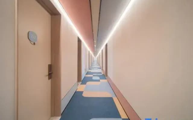 HanTing Hotel (Shangrao Yugan Tianhong Shopping Center)