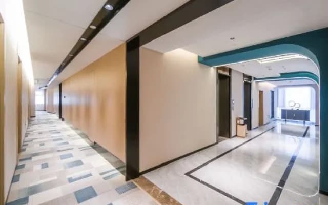 SK Hotel (Taiyuan Fudong Multicolor City Shop)