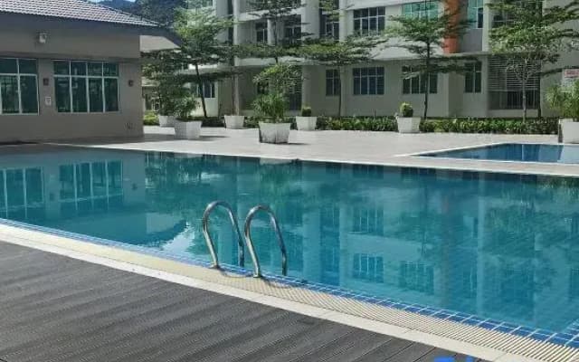 Prima meru Premium Suites by IWH Suites