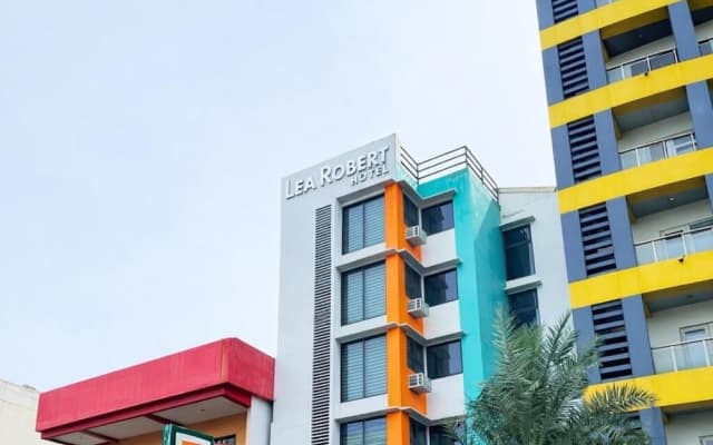 Lea Robert Hotel Angeles City