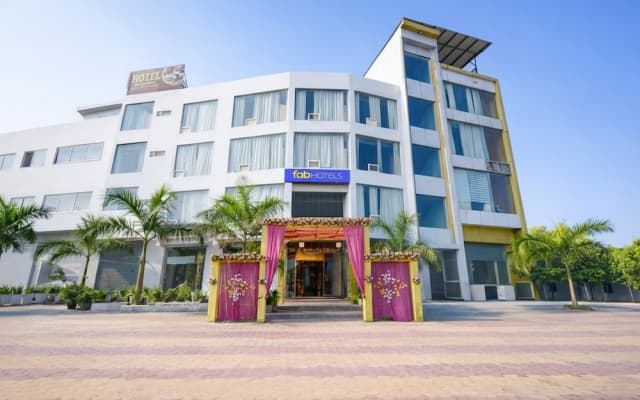 Fabhotel Rohil Residency