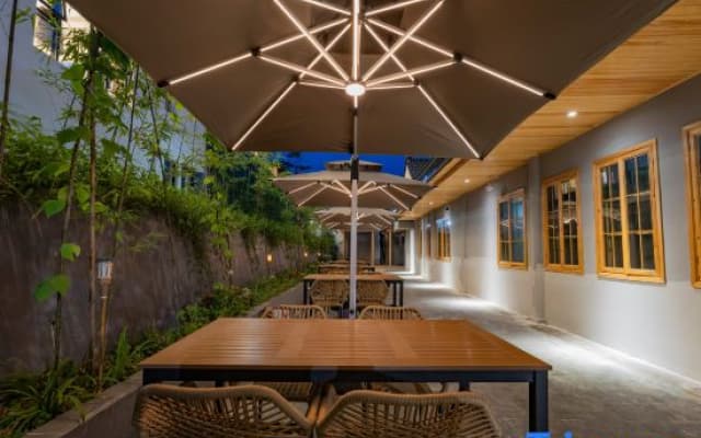 Mount Emei Jiuyue Homestay (Emeishan Scenic Area Zero Kilometer Branch)
