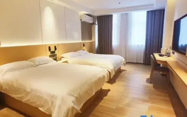 Meiyi Xinxuan Hotel (Jingshan Qujialing Taizi Road)
