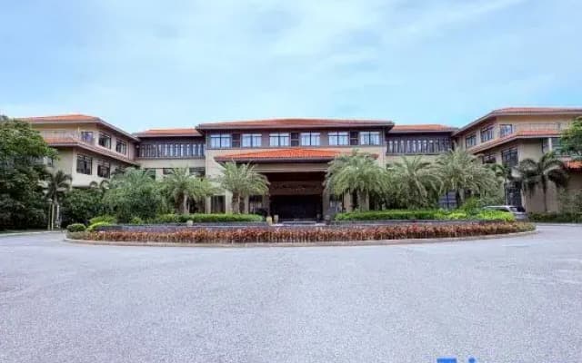 Qiziwan Banshan Banhai Homestay (Jiaotou Shanhaisong)